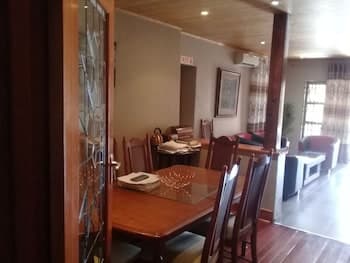 Miraton Eastgate Suites