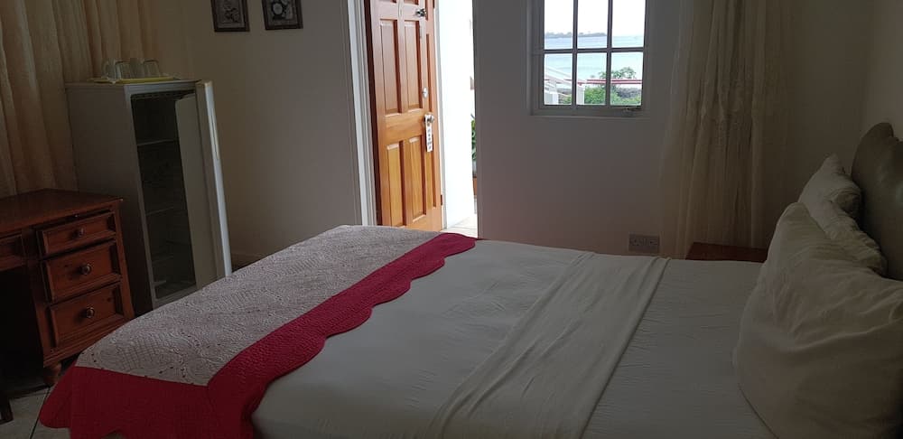 Grand Anse Beach Palace