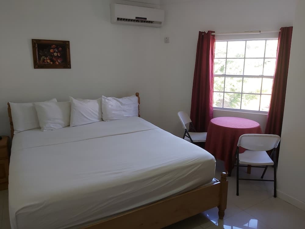 Grand Anse Beach Palace