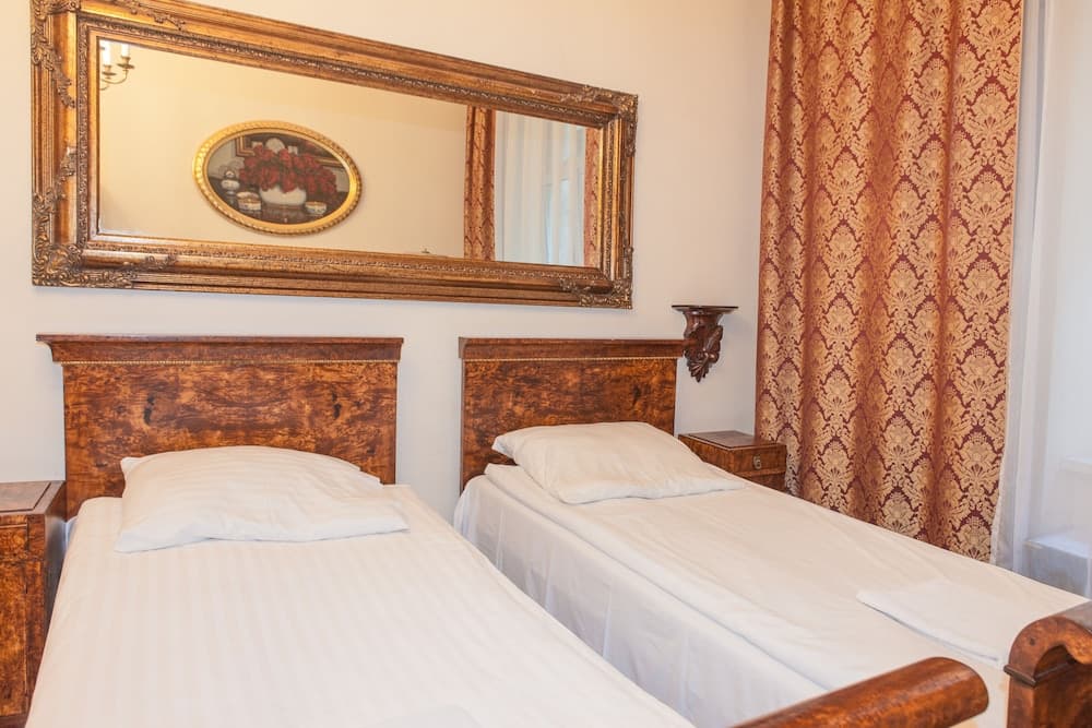 Metropolitan Apartments