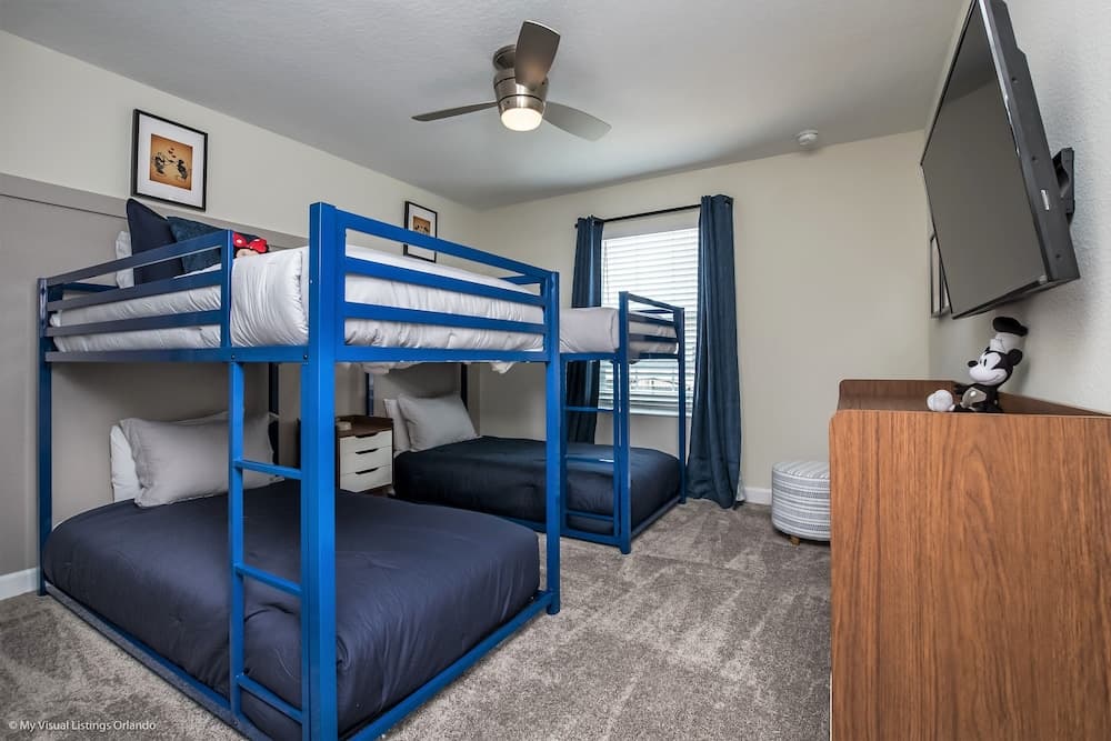 Stylish Home w/ Private Pool, 10 Min. From Disney!