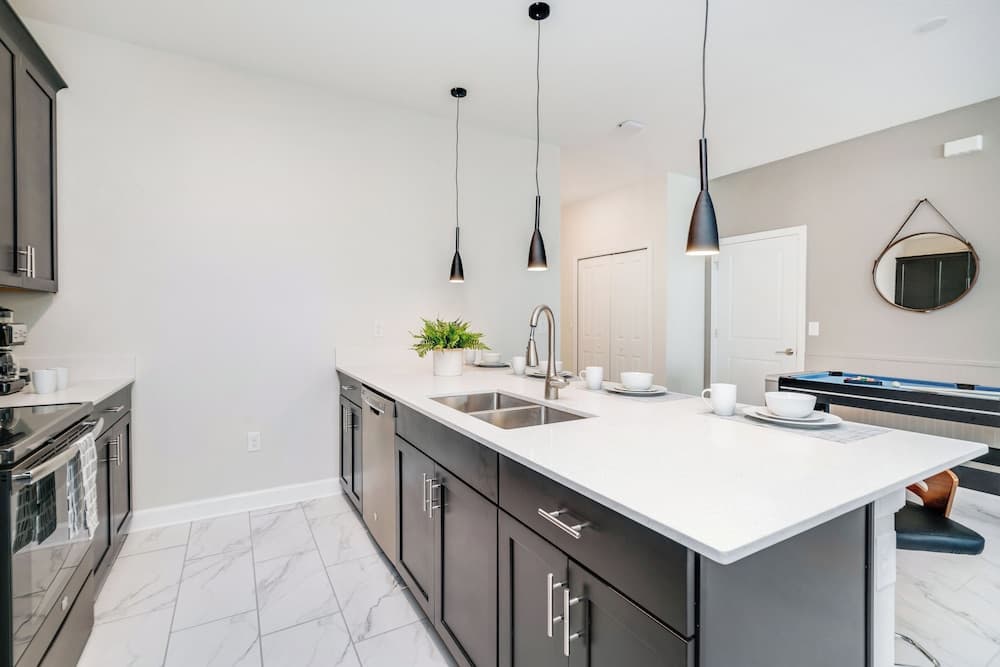 Beautiful, Modern Home W/private Pool! Near WDW