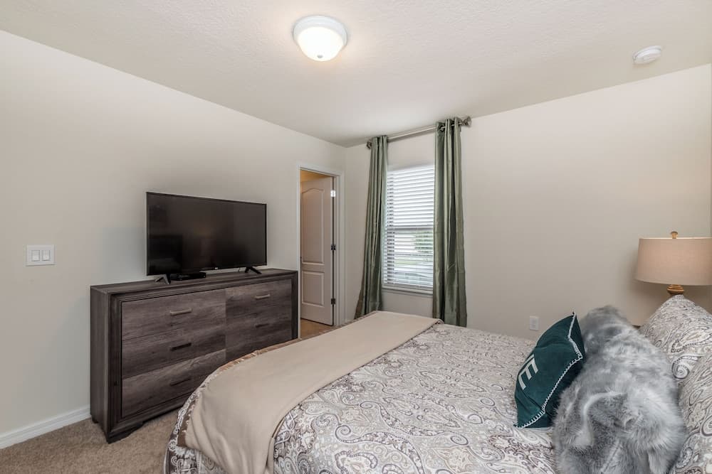 Large Villa W/private Pool & Game Room! Waterpark