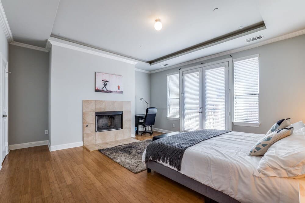 Gorgeous Oak Lawn Townhouse KING BEDS