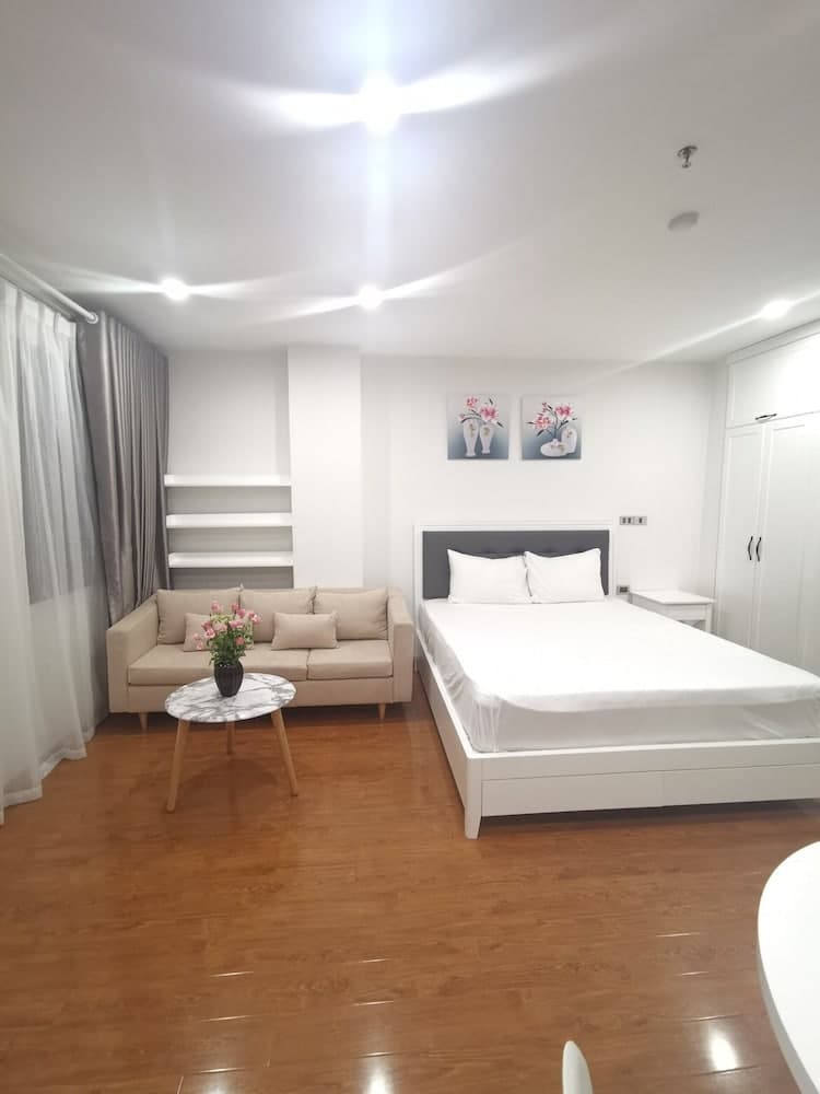 Huyhomestay Hotel & Apartment