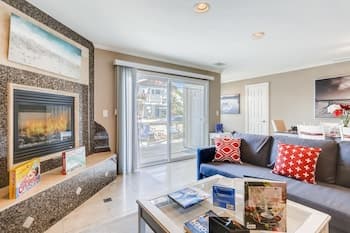 Amazing Family Friendly Newport Beach Home - 1 Block To Ocean (C2)