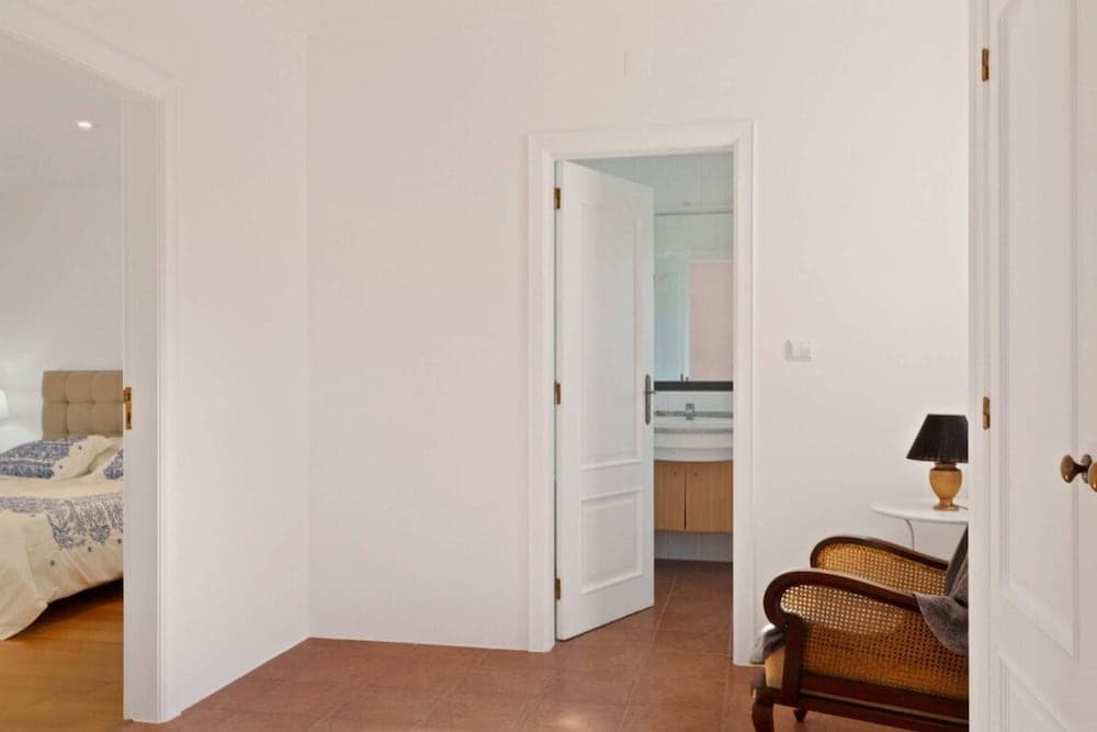 Luxury Golf Villa for 10 w Private Garden & Pool