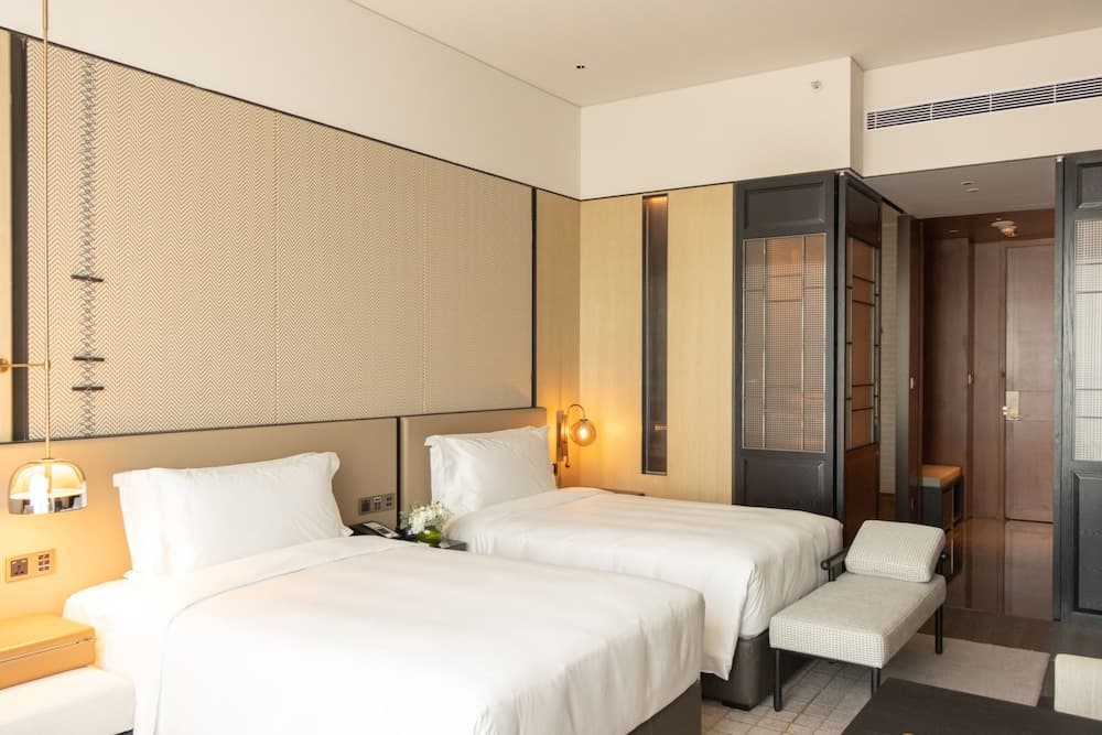 Intercontinental Dongguan by IHG