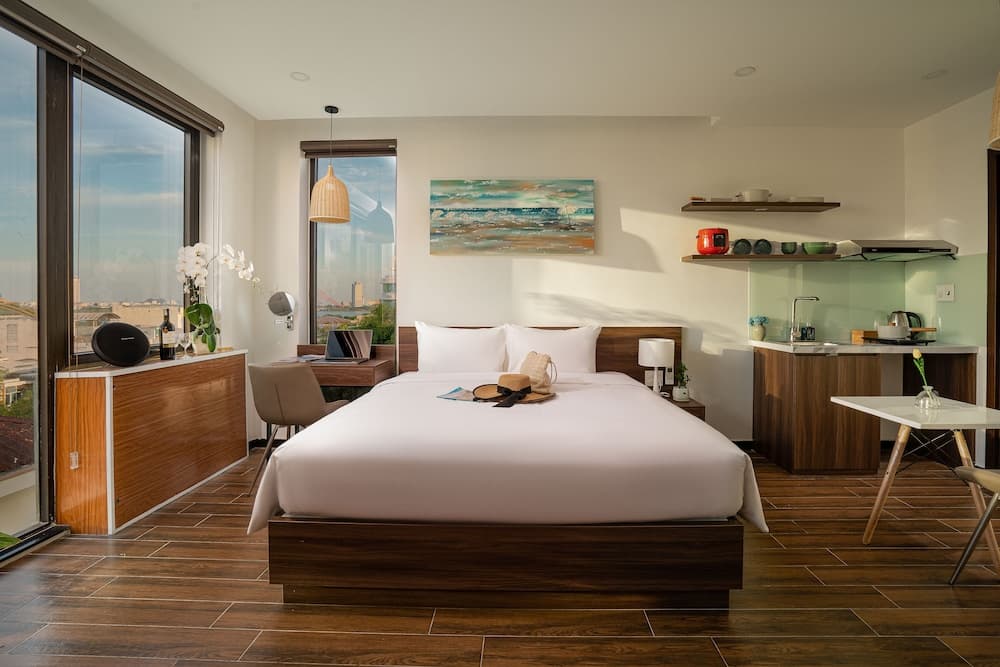 Dragon View Riverfront Da Nang