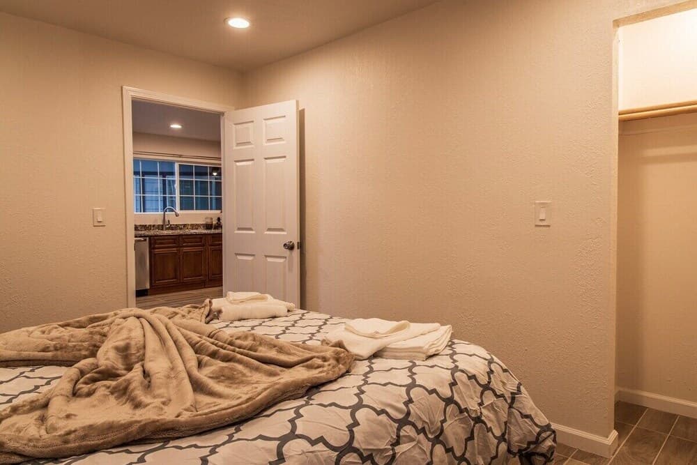 Spacious Four Bedroom In Concord