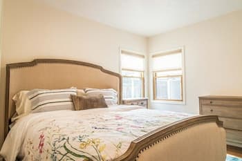 Stunning Rose Garden - San Jose Two Bedroom