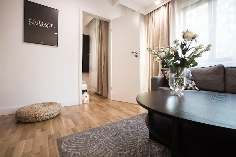 MB Cracow Apartments-Czarnowiejska 9