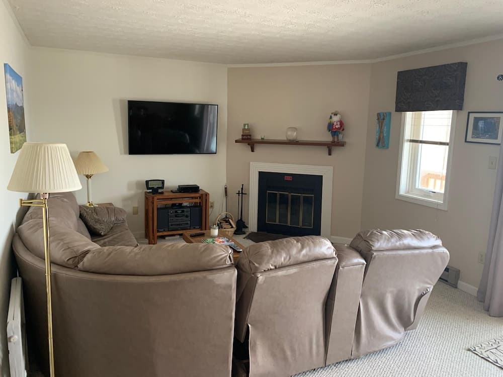 Sugar Ski & Country Club Unit 225 Silver