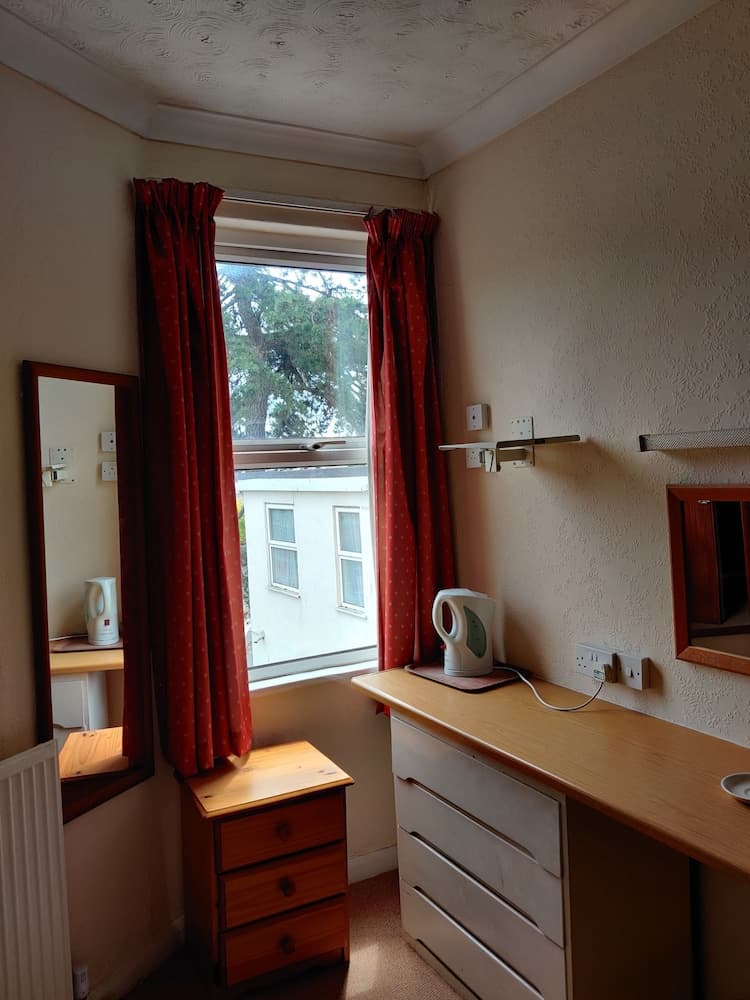 OYO Inglewood Palm Hotel, Abbey Sands Torquay