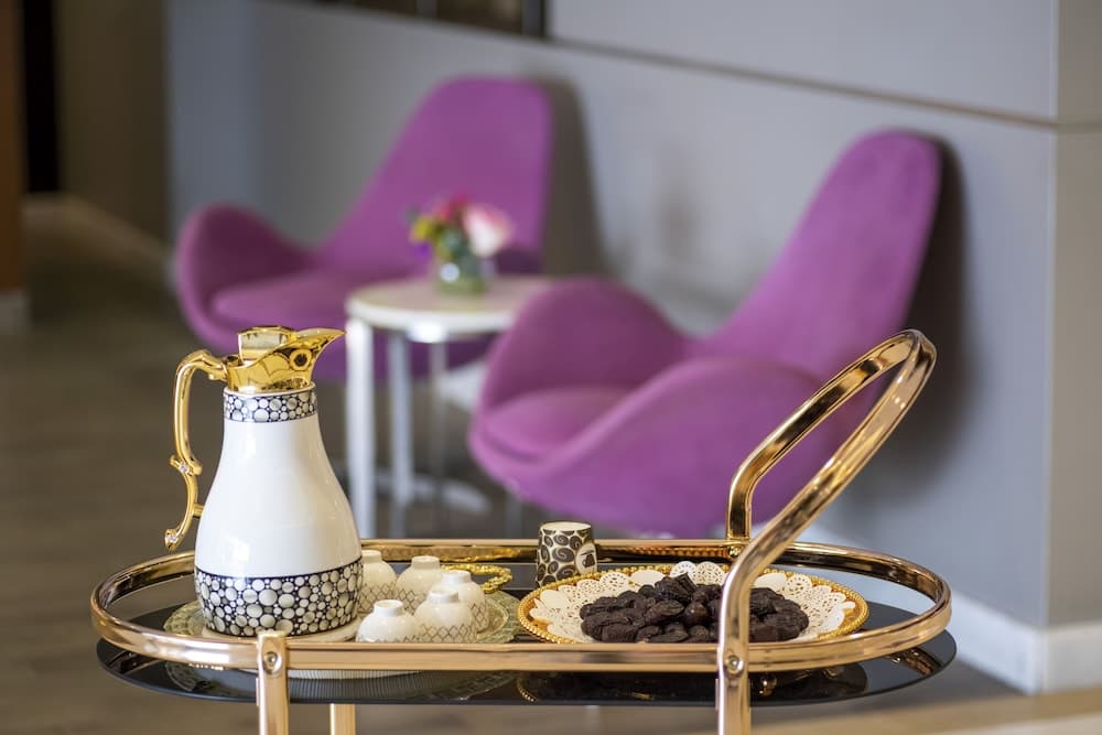 Howard Johnson Plaza By Wyndham Dubai Deira