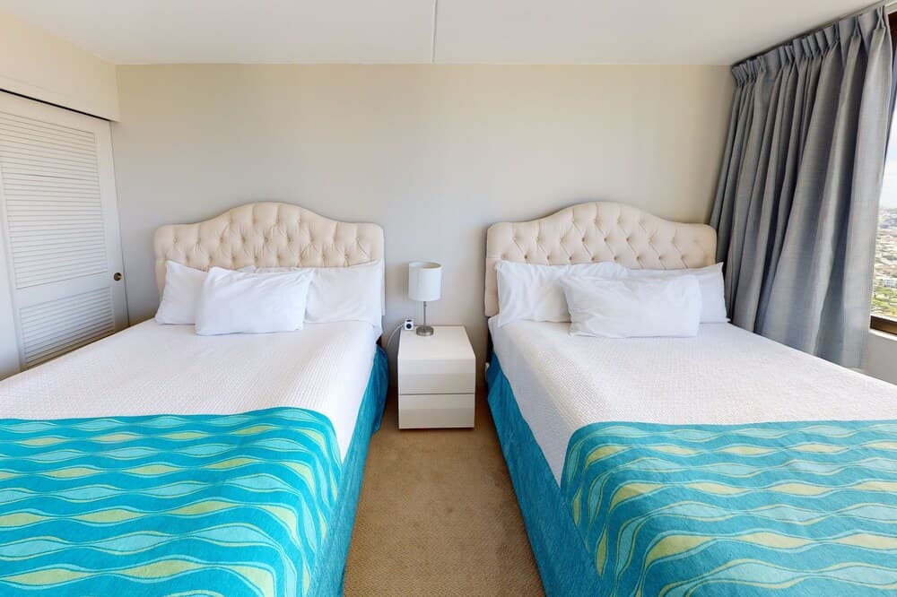 Sleek & Modern 32nd Floor Condo at the Waikiki Banyan - Free parking! by Koko Resort Vacation Rentals