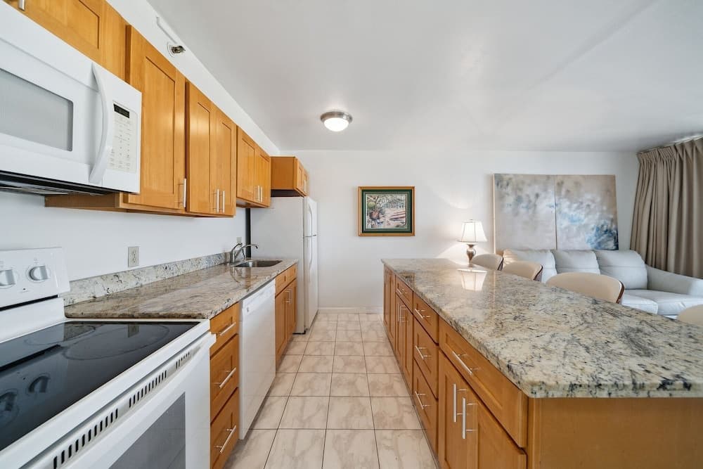 Tower 1 Suite 3007 - QQS by Koko Resort Vacation Rentals