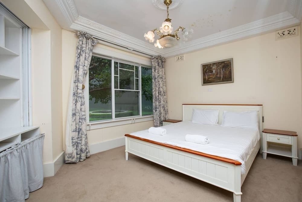 Classic 5 Beds Mt Dandenong Resort