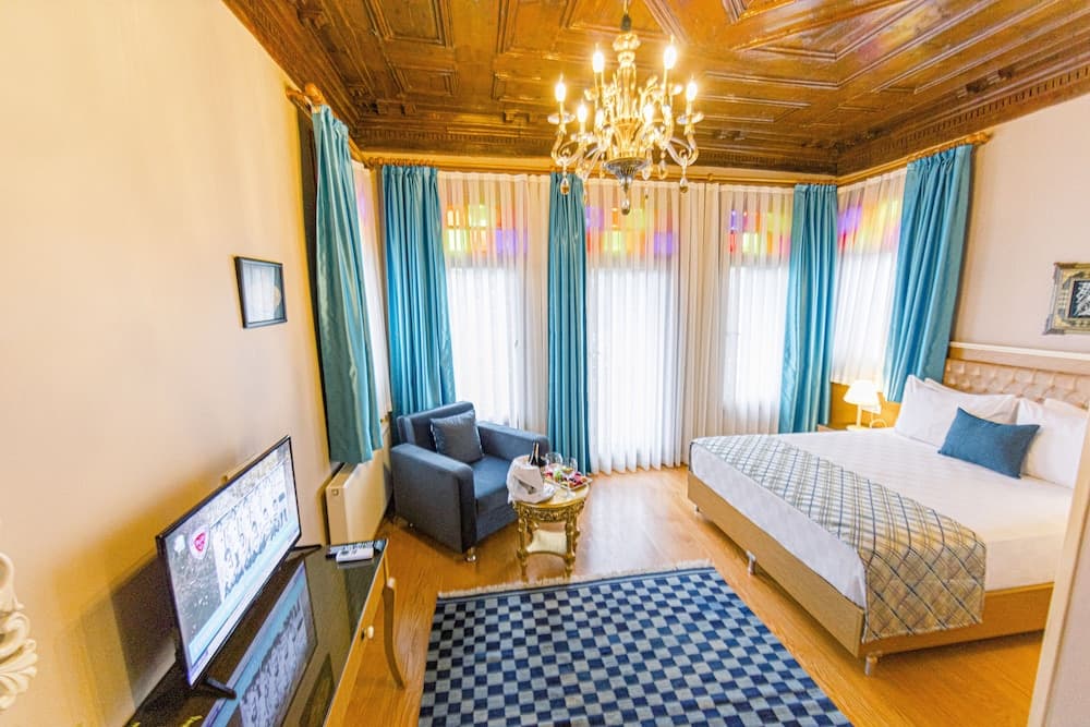 Acacia Mansion Hotel