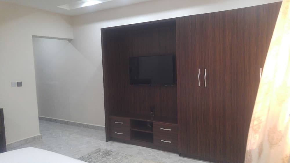 Marshall Hotel Apartments