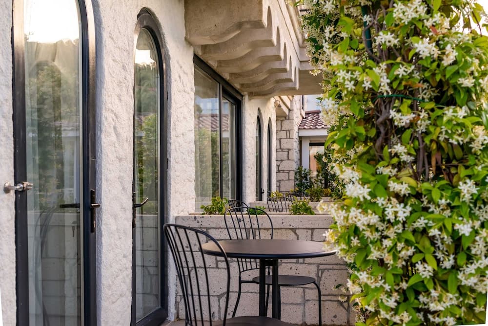 Cemal Alaçatı Hotel