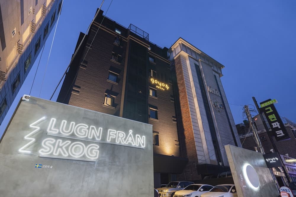 hotel image