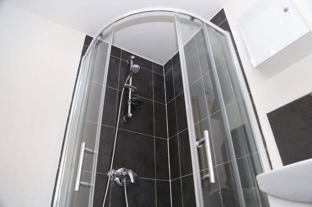 Room in House - Aa Guest Room3 Ensuite