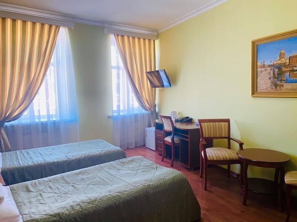 Piterskaya Club Hotel