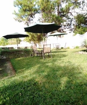 Lindsay Executive Lodge