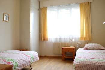 Central & Cozy - Rainbow A