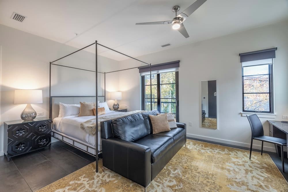 121 Hotel by AvantStay – Modern Comfort in Nashville's West End