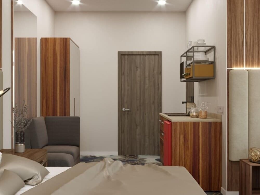 V Hotel & Rooftop Lounge