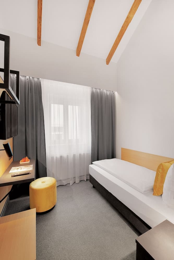 Stadthotel Oberndorf - 24h Self Check-In Terminal