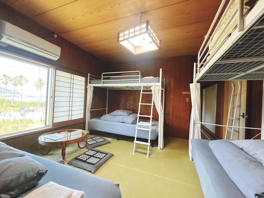 Guesthouse & Beach Cafe Fuego, Hostel