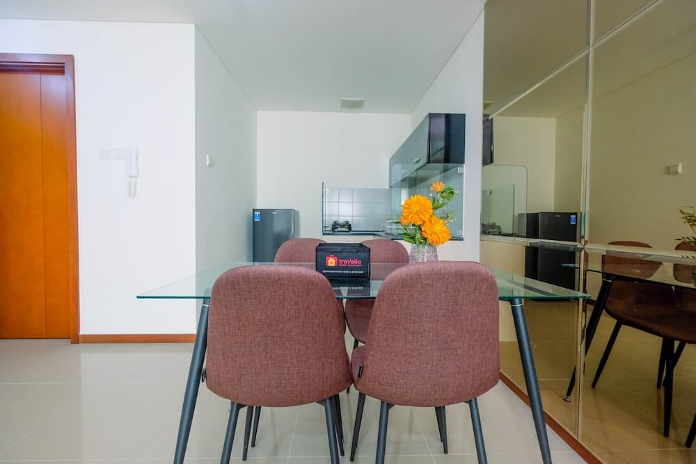 Cozy and Minimalist 2BR Green Bay Condominium Apartment