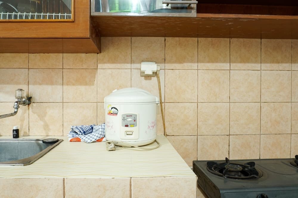 Homey and Warm 2BR Mediterania Palace Apartment