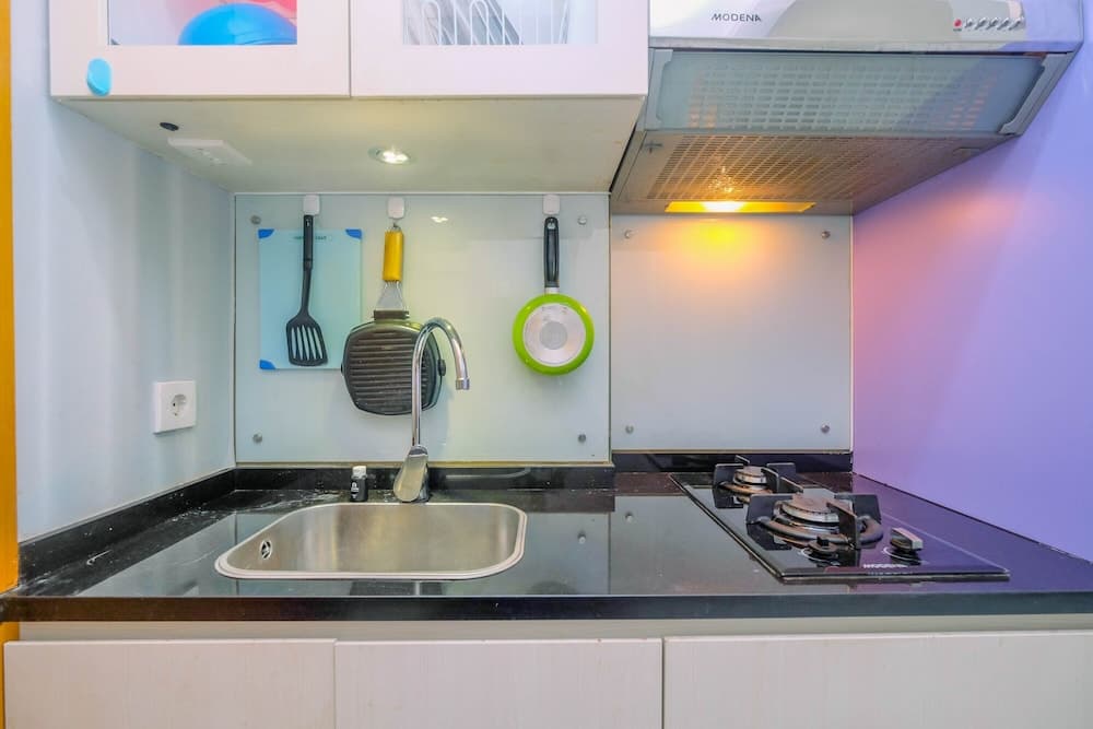 Comfortable Signature Park Tebet Studio Apartment