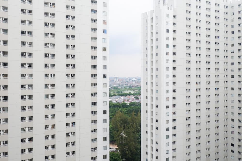 Comfy and Clean Studio Room Apartment at Educity