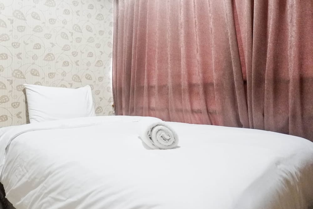 Minimalist 2BR Apartment at Tamansari Papilio