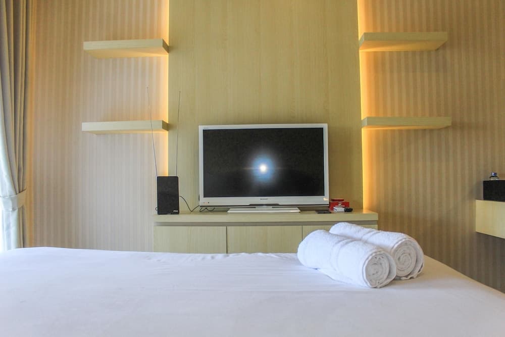 Best Location Studio @ Parkland Avenue Apartment