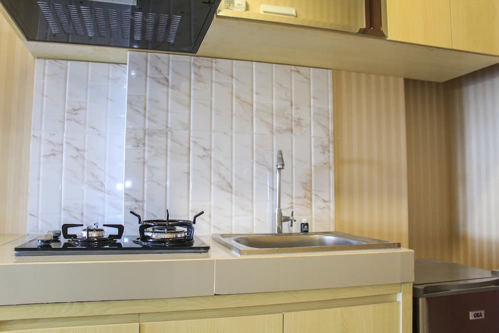 Best Location Studio @ Parkland Avenue Apartment