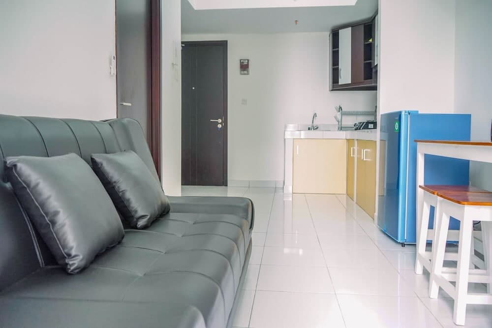 Fully Furnished and Homey 1BR Casa De Parco Apartment