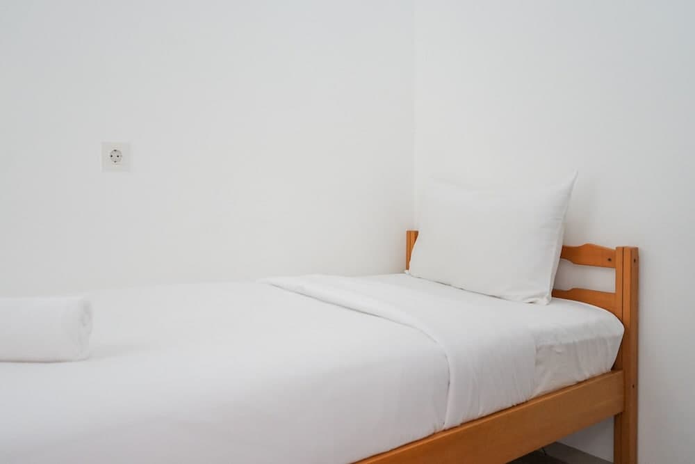 Comfy and Modern 2BR Apartment at Aeropolis Residence