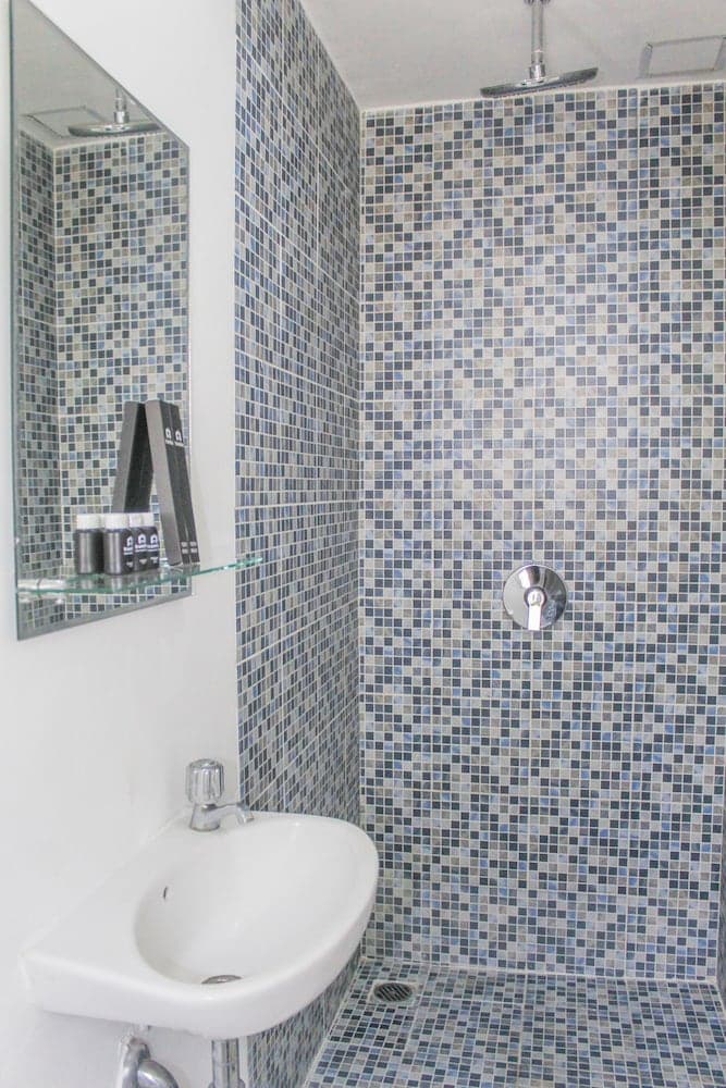 Smart Chic Studio Apartment at Aeropolis Residence