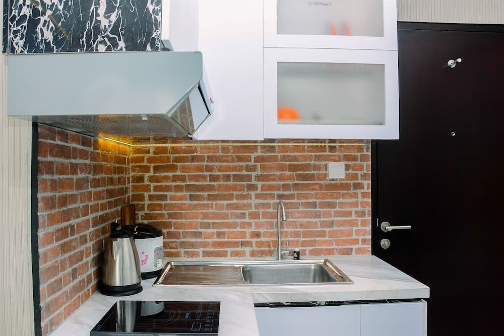 Best Location 1BR Apartment at Atlanta Residences