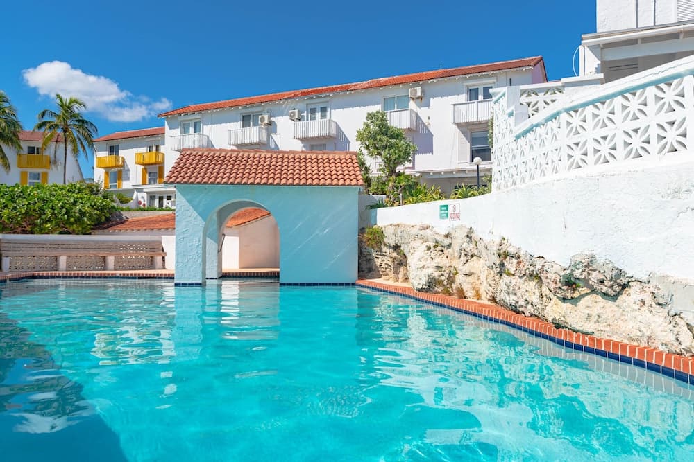 Delaporte 12 Ocean Front Townhome - Pool