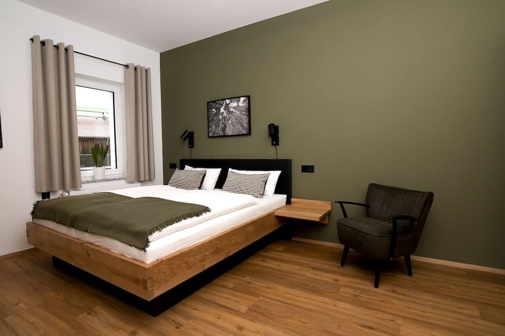 Holzfellas Hotel & Restaurant