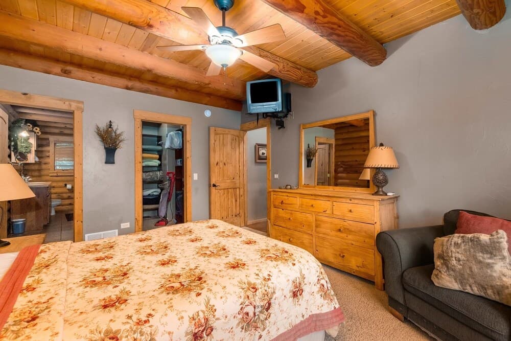 Creekside -- Ev #3481 4 Bedroom Home by Redawning