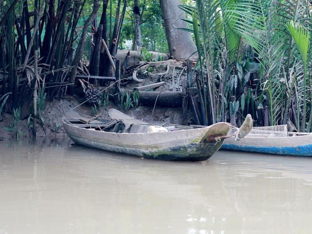 Peaceful Homestay in the Middle of Fruit Garden - Rooms With Private Toilets
