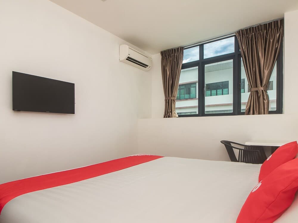 OYO 90102 7 Days Lodge